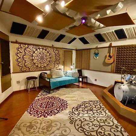 Oasis With Pool And Music Studio By Benvenu Los Angeles Buitenkant foto